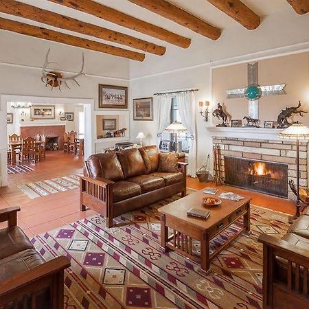 Casa Del Gavilan Historic Inn Cimarron Bagian luar foto